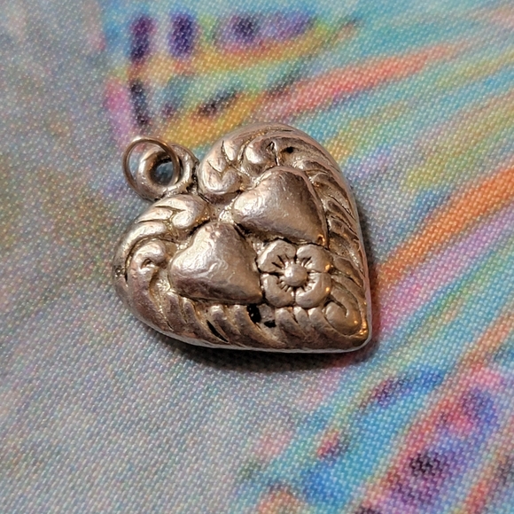 40s Vintage Silver Plated Puff Heart Charm For Charm Bracelet - Picture 4 of 4